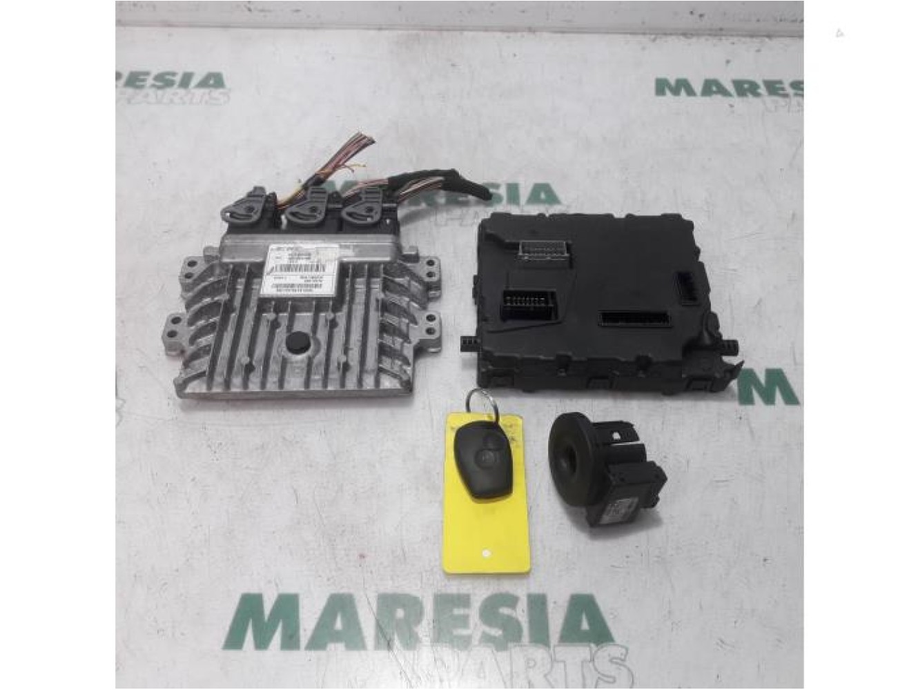 Renault - Kangoo - Engine management computer