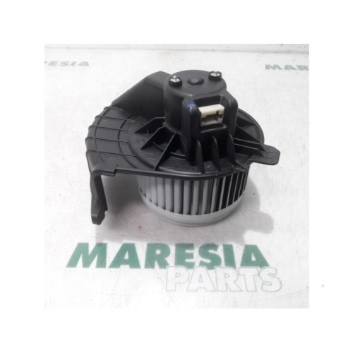 Renault - Kangoo - Heating and ventilation fan motor