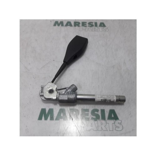 Renault - Kangoo - Gurtsrammer links