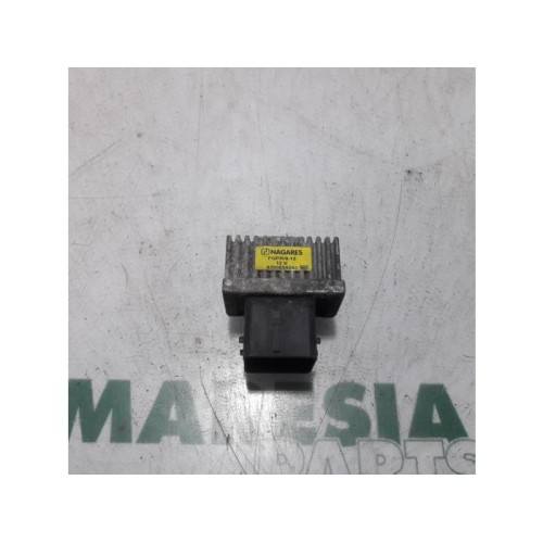 Renault - Kangoo - Glow plug relay