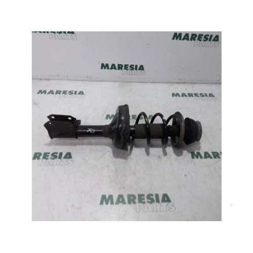 Renault - Twingo - Front shock absorber rod, right