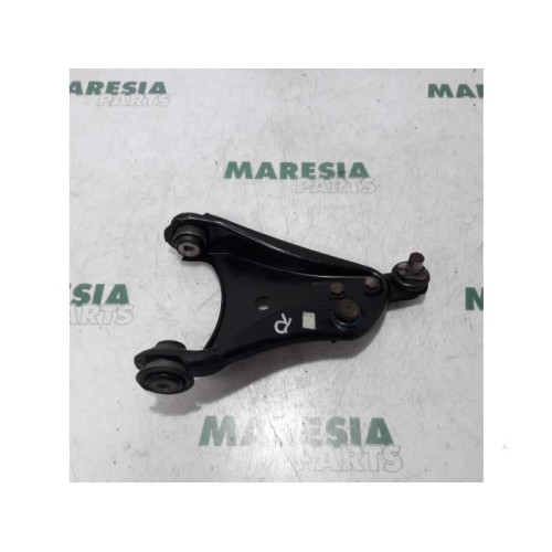 Renault - Twingo - Front lower wishbone, right