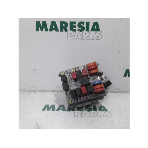 Alfa Romeo - GT - Fuse box