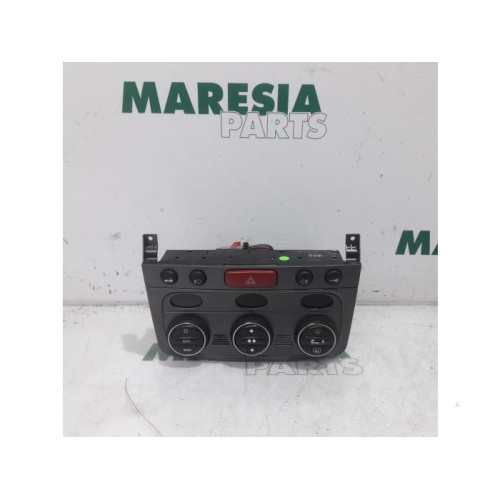 Alfa Romeo - GT - Heater control panel