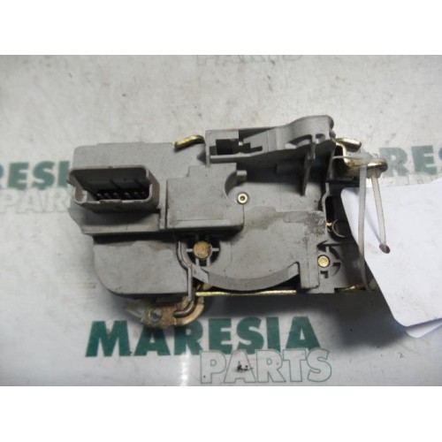 Citroen - C5 - Front door lock mechanism 4-door, right