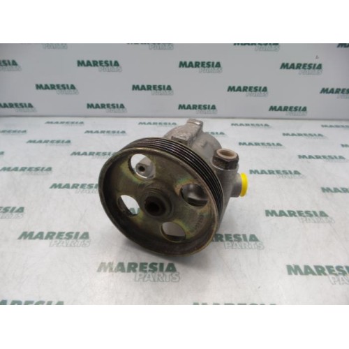 Peugeot - 206 - Power steering pump