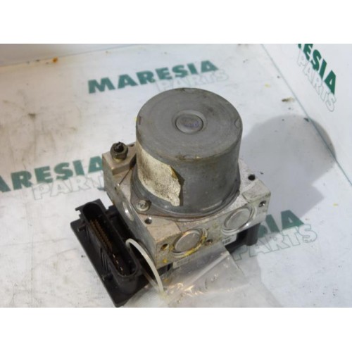Renault - Grand Scenic - ABS pump