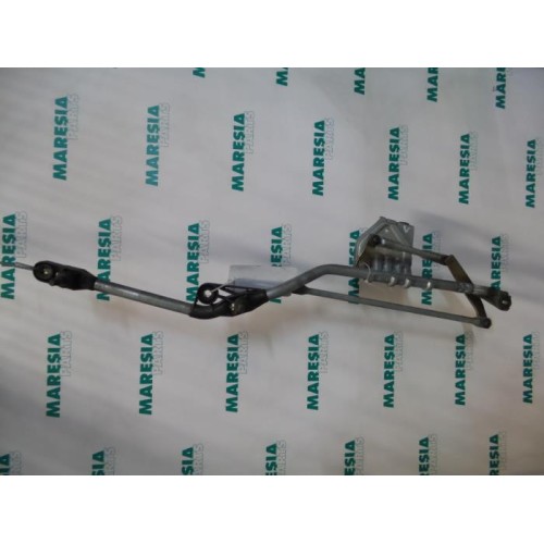 Renault - Megane Scenic - Wiper mechanism