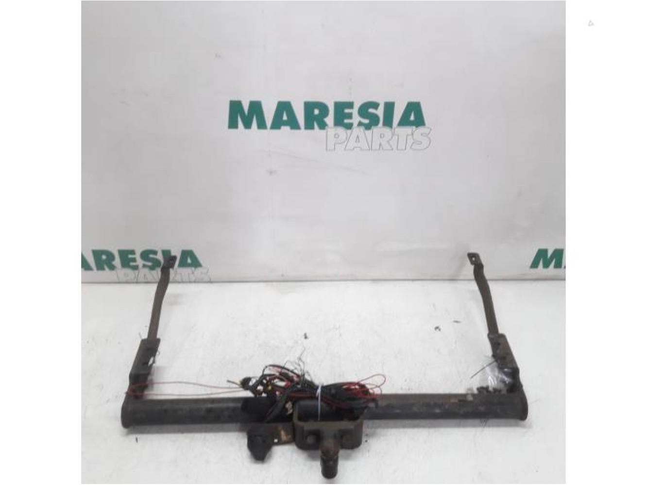 Renault - Trafic - Towbar