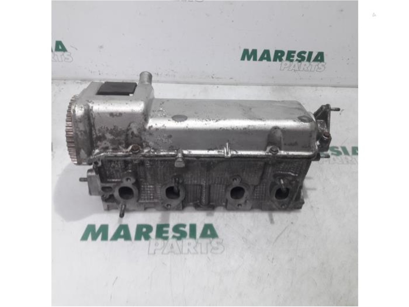 Fiat - Punto - Cylinder head