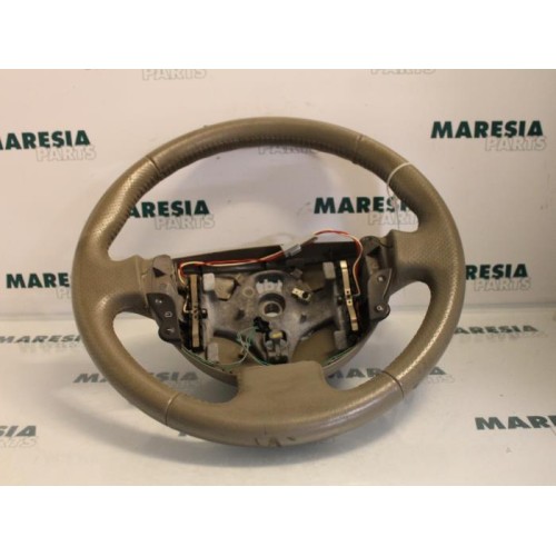 Renault - Megane Scenic - Steering wheel