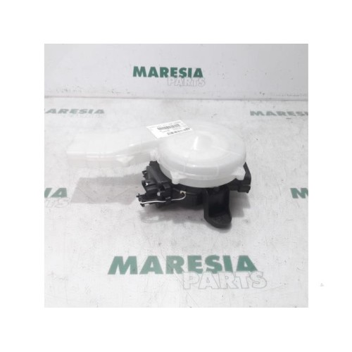 Citroen - C4 Picasso - Heating and ventilation fan motor