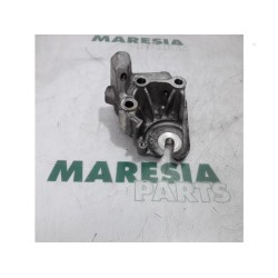 Citroen - C4 Picasso - Engine mount