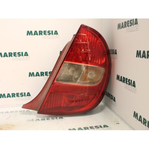 Citroen - C5 - Taillight, right