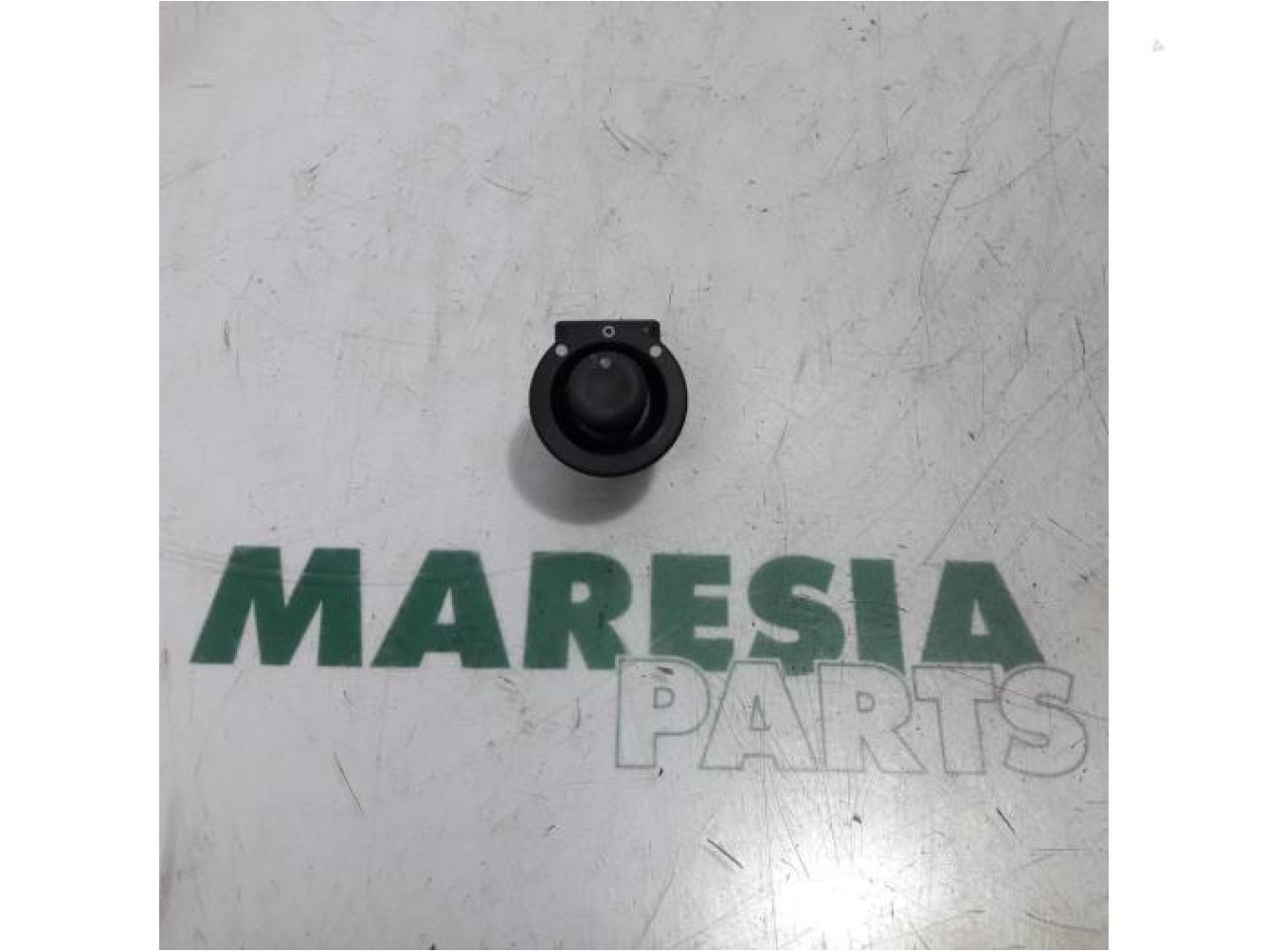 Renault - Master - Mirror switch