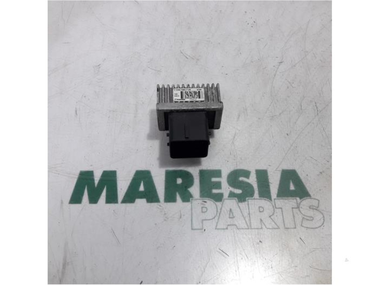 Renault - Master - Glow plug relay