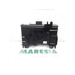 Peugeot - 407 - Amplificateur radio
