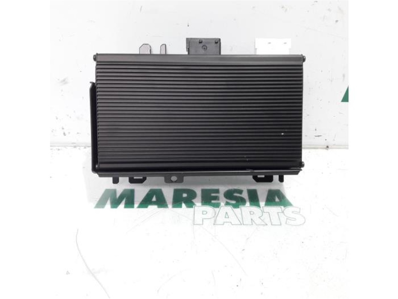 Peugeot - 407 - Amplificateur radio
