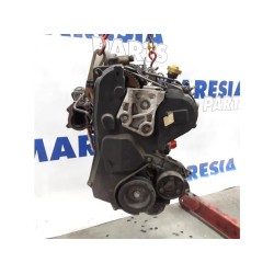 Renault - Megane Scenic - Engine