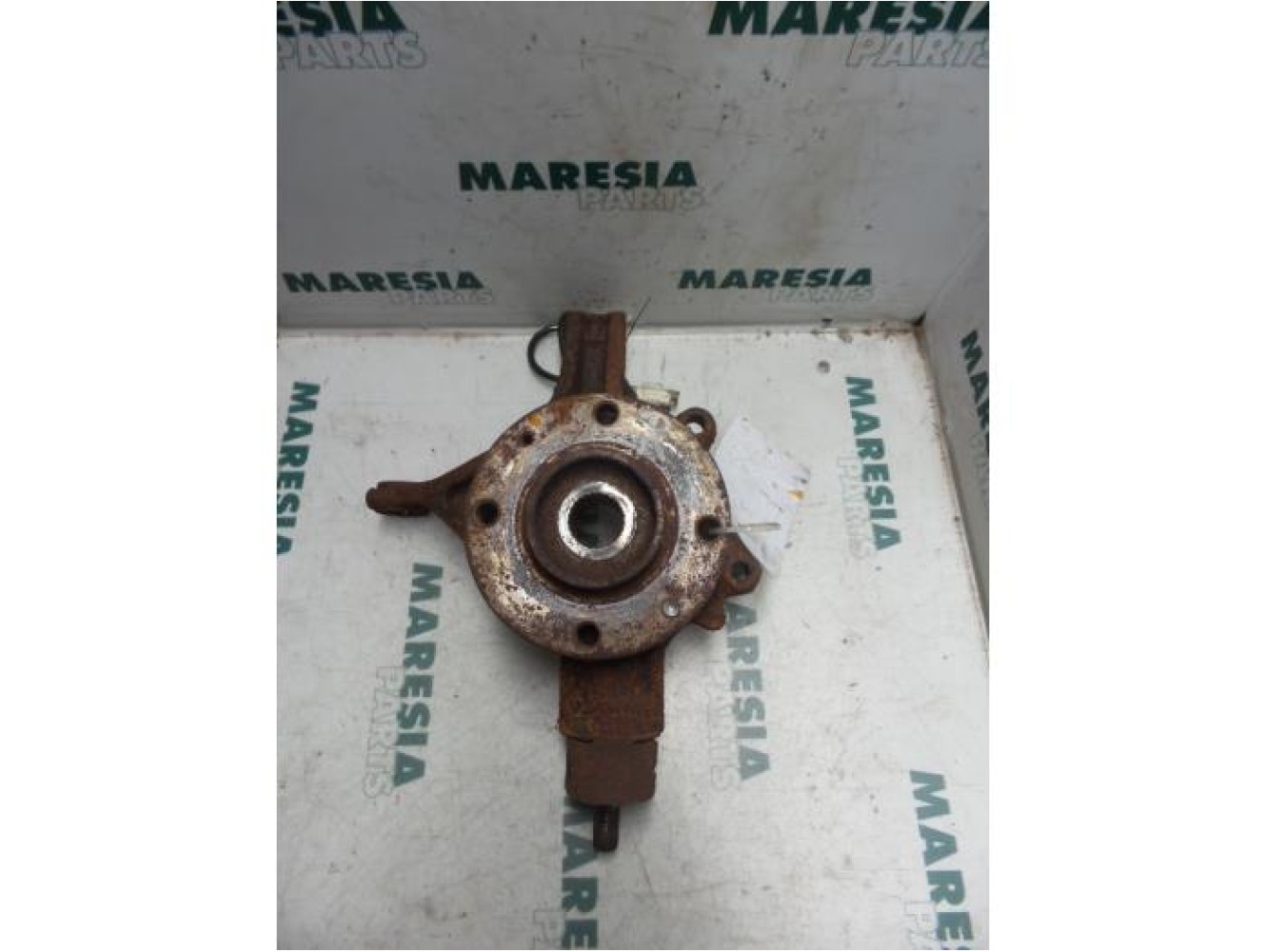 Peugeot - 307 - Knuckle, front right