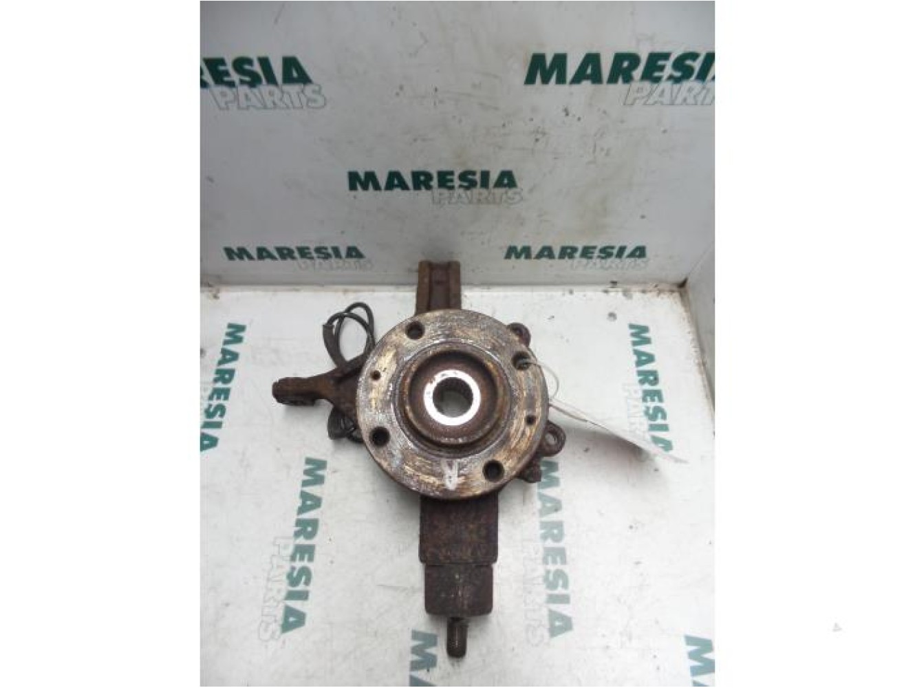 Peugeot - 307 - Knuckle, front right