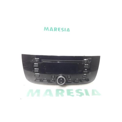 Fiat - Punto - Radio CD player