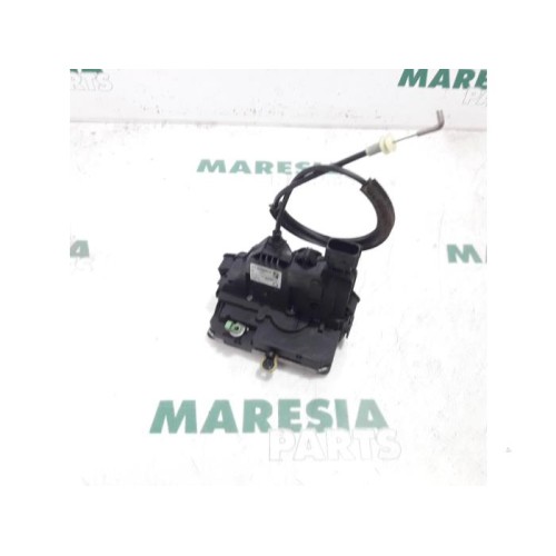 Fiat - Punto - Door lock mechanism 4-door, front left
