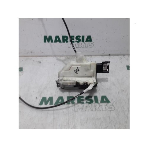 Peugeot - 308 - Front door lock mechanism 4-door, right