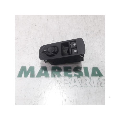 Alfa Romeo - Mito - Multi-functional window switch
