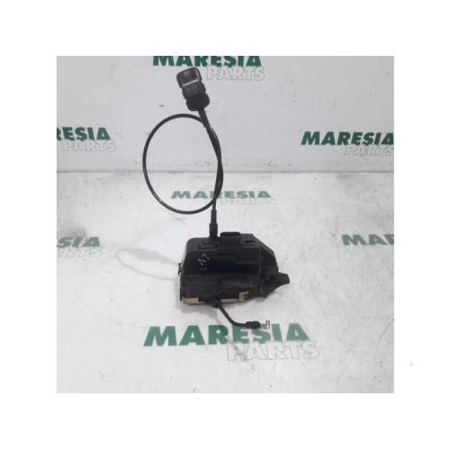 Renault - Megane Scenic - Door lock mechanism 4-door, front left