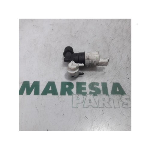 Peugeot - 308 - Windscreen washer pump