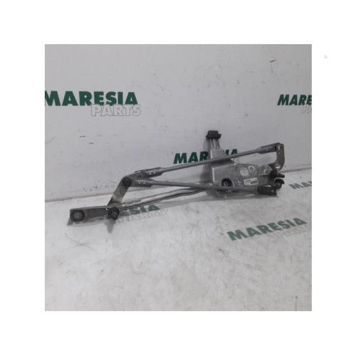 Peugeot - 308 - Wiper mechanism