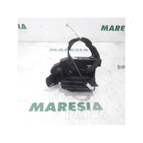 Peugeot - 308 - Front door lock mechanism 4-door, right