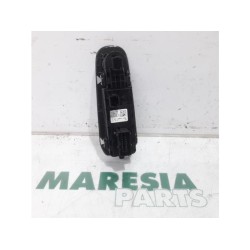 Peugeot - 308 - Multi-functional window switch