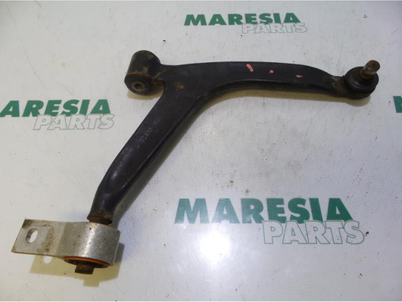 Citroen - Berlingo - Front lower wishbone, right