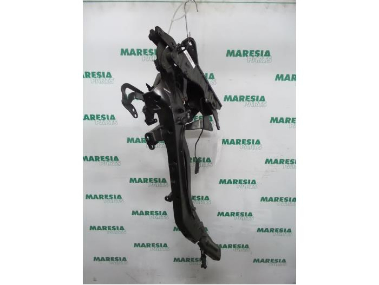 Peugeot - 307 - Tailgate hinge