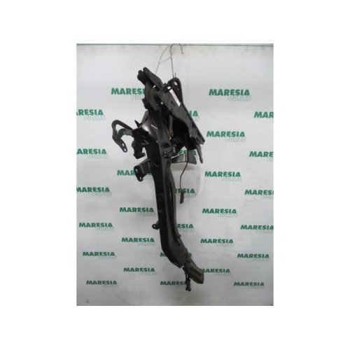 Peugeot - 307 - Tailgate hinge