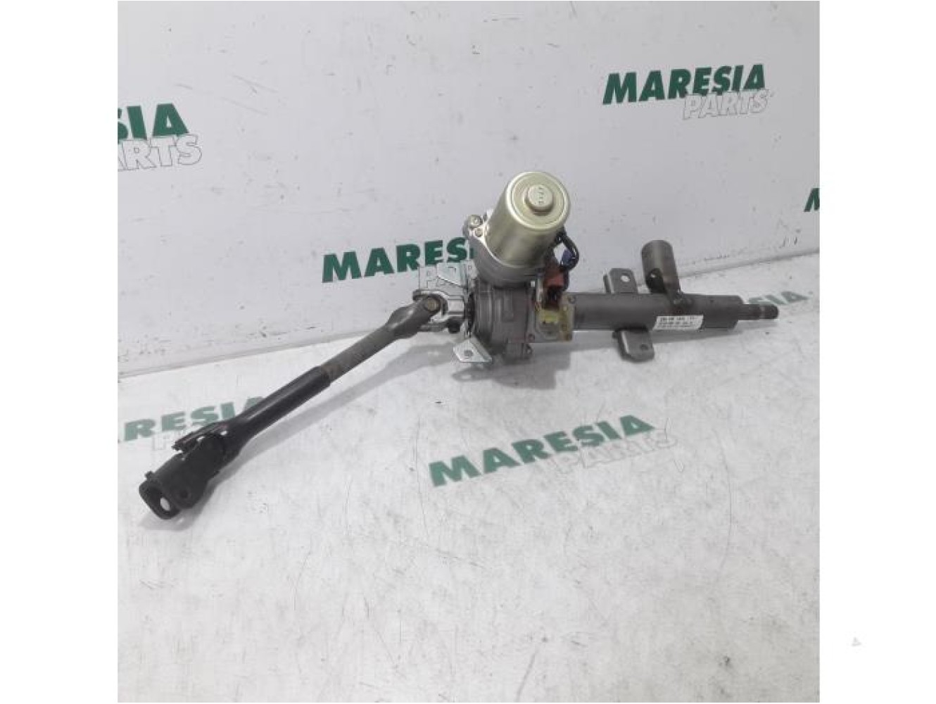 Renault - Twingo - Steering column housing