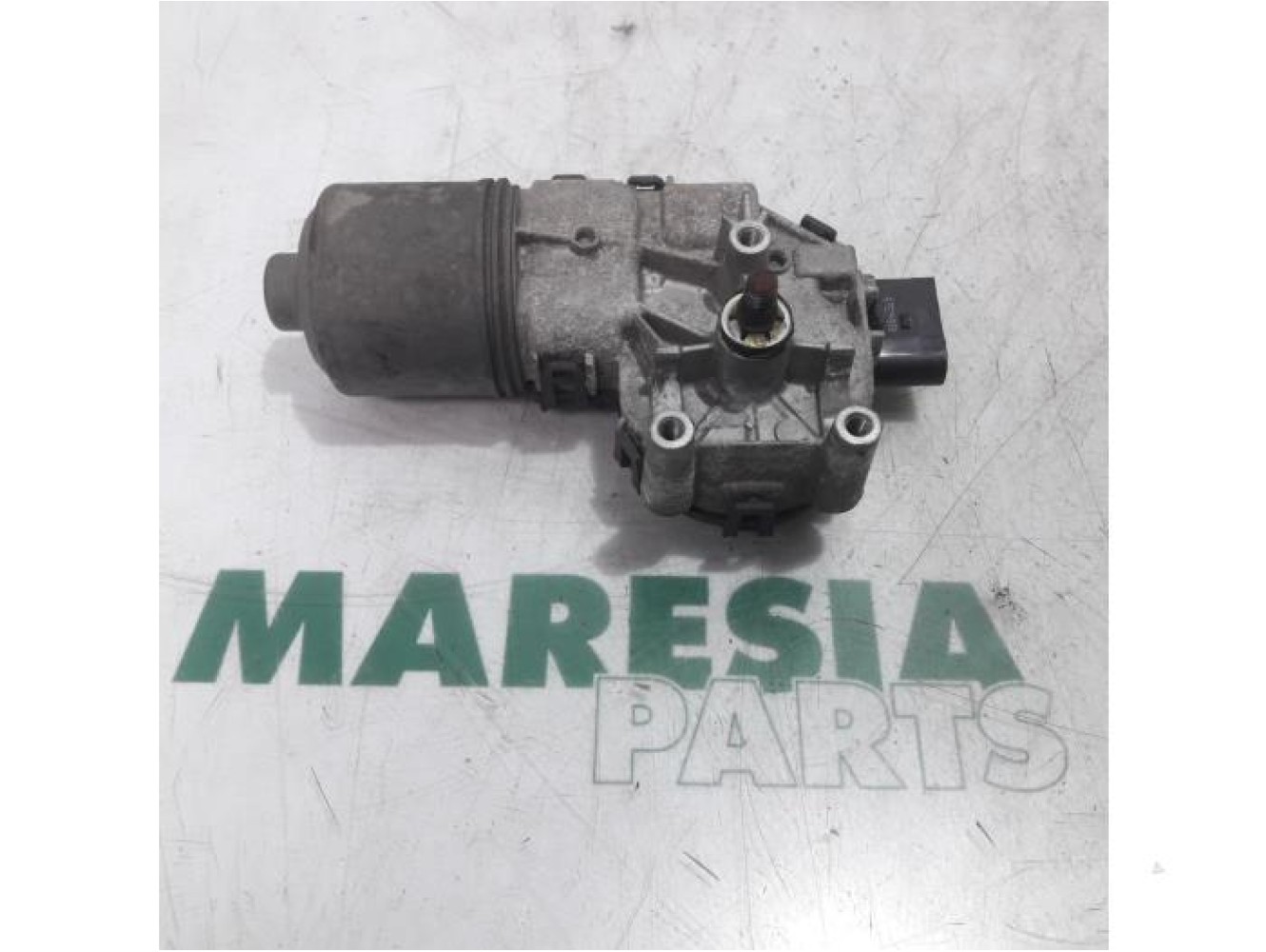 Alfa Romeo - 159 - Front wiper motor