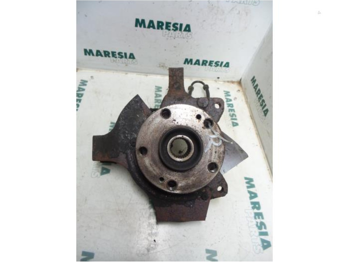 Renault - Espace - Knuckle, front right