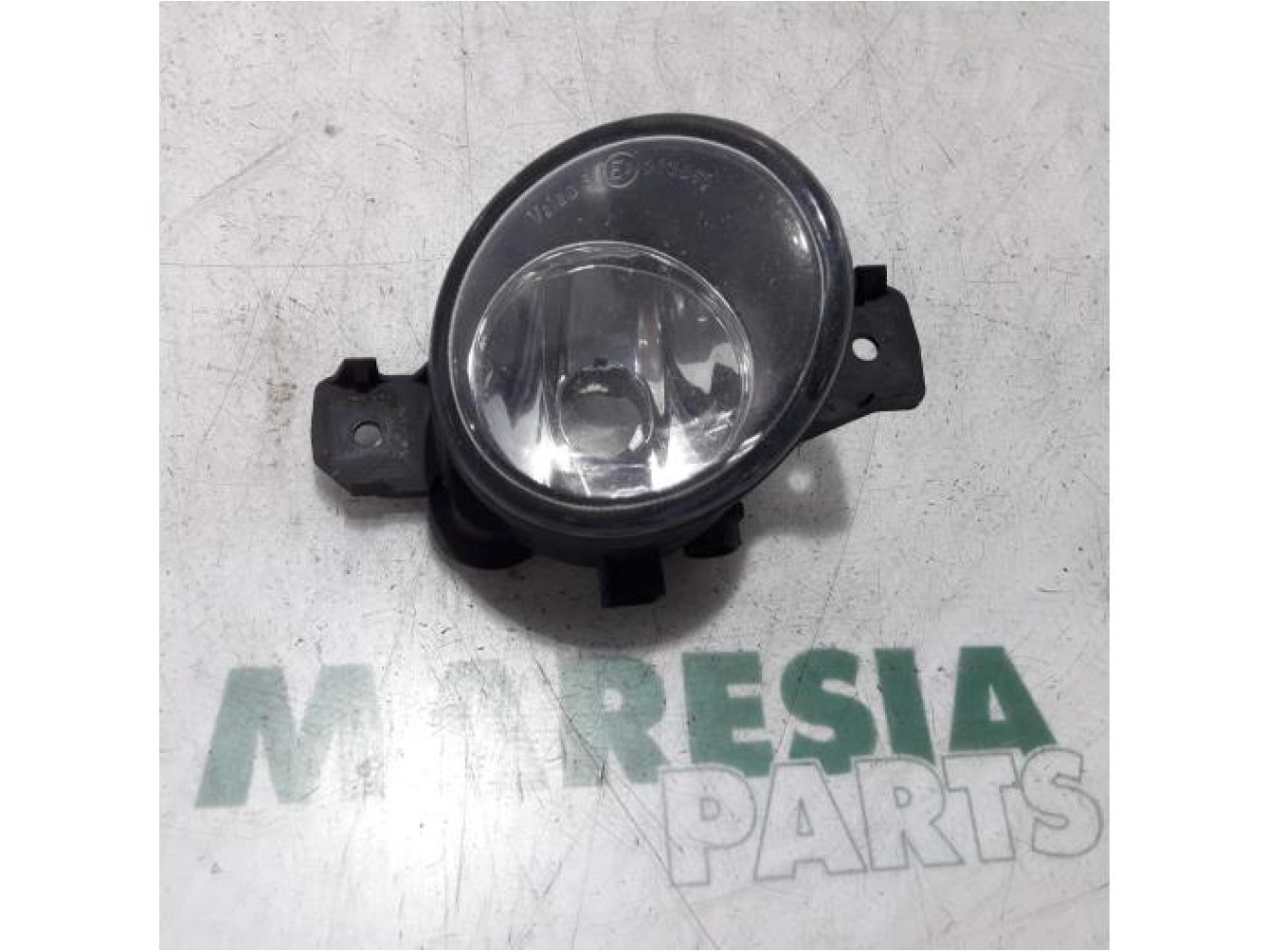 Renault - Clio - Fog light, front right