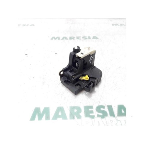 Renault - Clio - Door lock mechanism 2-door, left