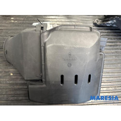 Renault - Clio - Luftfiltergehäuse