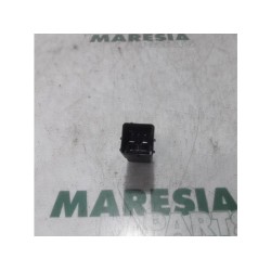 Peugeot - 208 - Glow plug relay