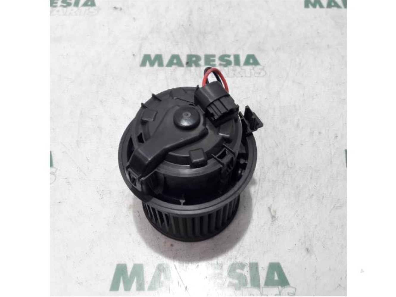 Peugeot - 208 - Heating and ventilation fan motor