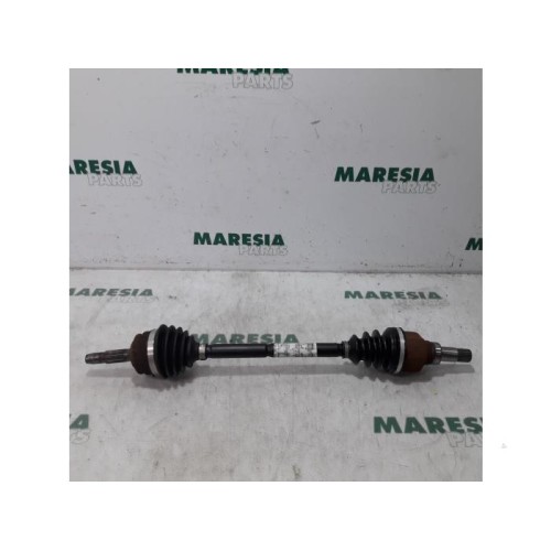 Peugeot - 208 - Front drive shaft, left