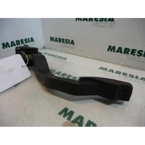 Peugeot - 206 - Gaspedaalpositie Sensor
