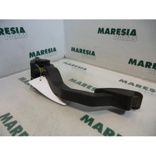 Peugeot - 206 - Gaspedaalpositie Sensor
