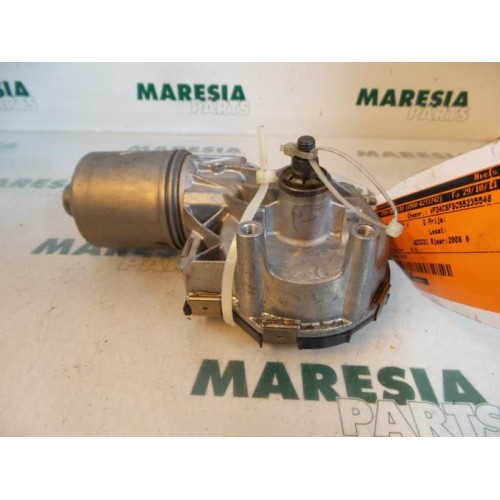 Peugeot - 308 - Front wiper motor
